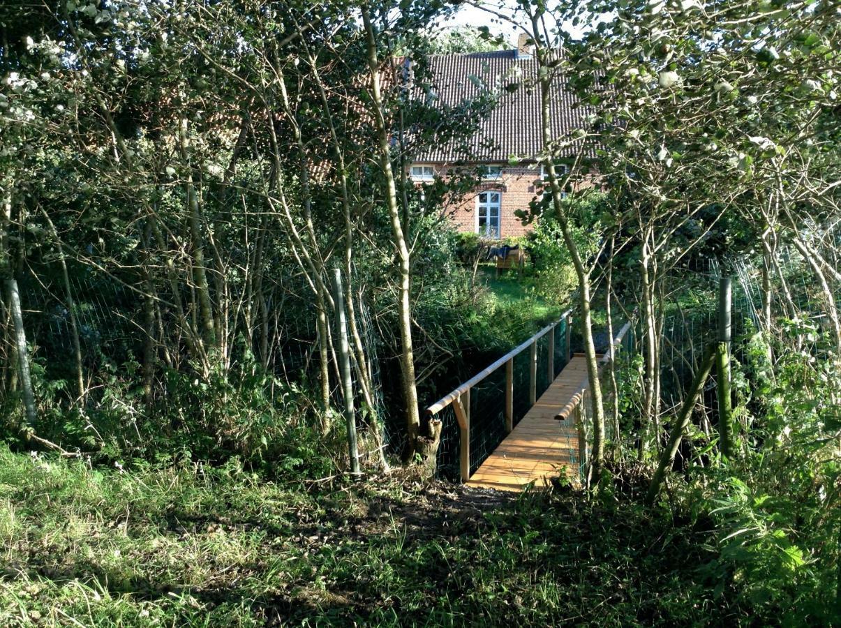 Ferienhof Spiegelhaus Krummhörn 外观 照片